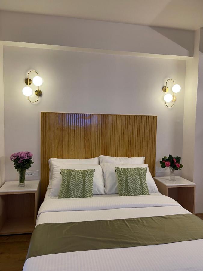 Hotel Pegasus Crown Shillong Eksteriør billede